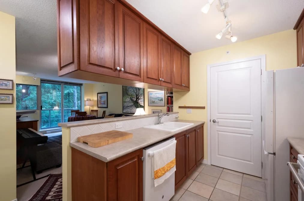 805 5639 HAMPTON PLACE, Vancouver, BC — Residential for Sale - Photo 2