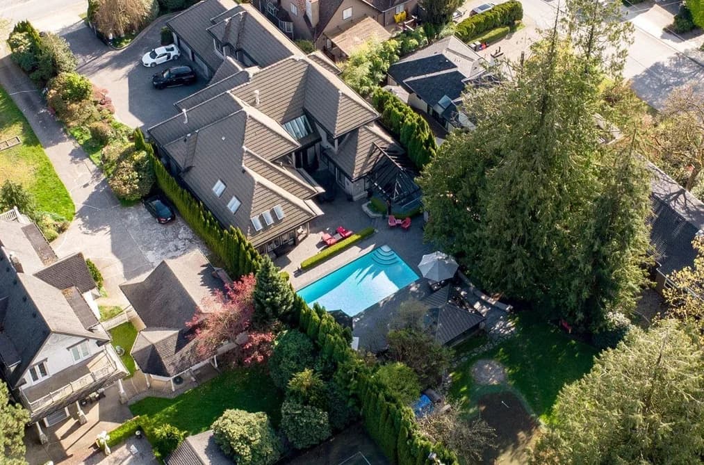 805 ROCHESTER AVENUE, Coquitlam, BC — Residential for Sale - Photo 2