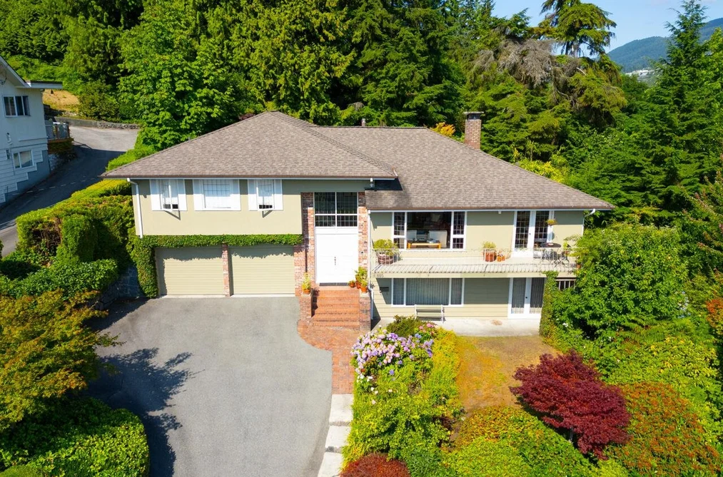 805 YOUNETTE DRIVE, West Vancouver, BC — Residential for Sale - Main Photo