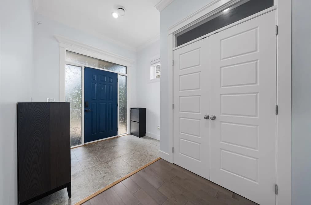8056 211B STREET, Langley, BC — Residential for Sale - Photo 2