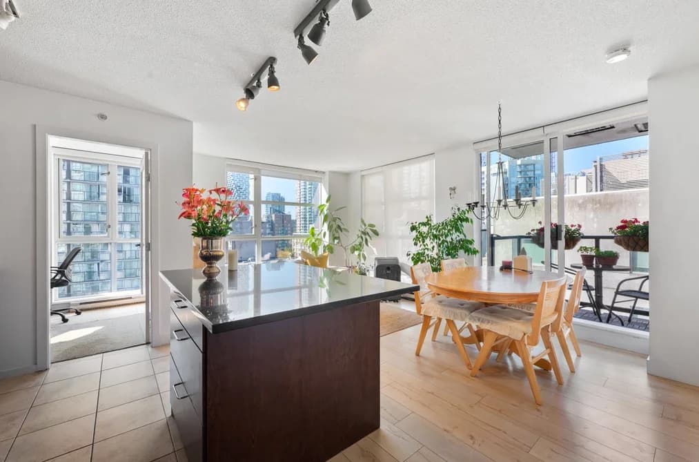 808 1199 SEYMOUR STREET, Vancouver, BC — Residential for Sale - Main Photo