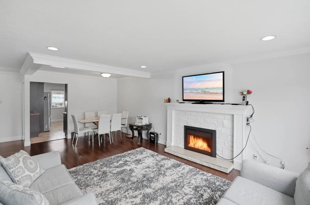 8081 112 STREET, Delta, BC — Residential for Sale - Photo 2