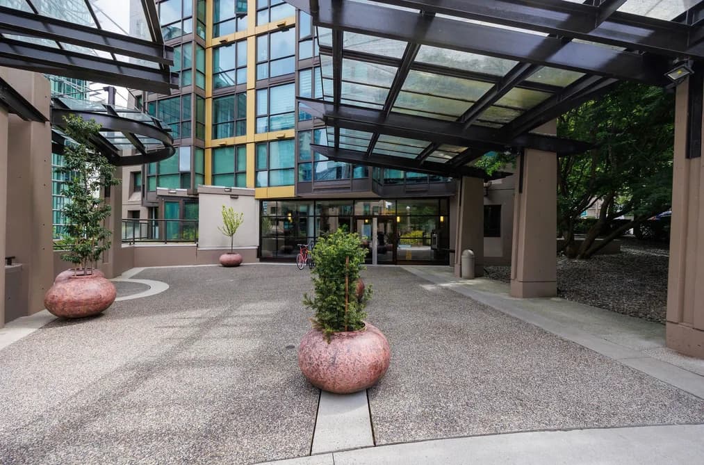 809 1331 ALBERNI STREET, Vancouver, BC — Residential for Sale - Main Photo