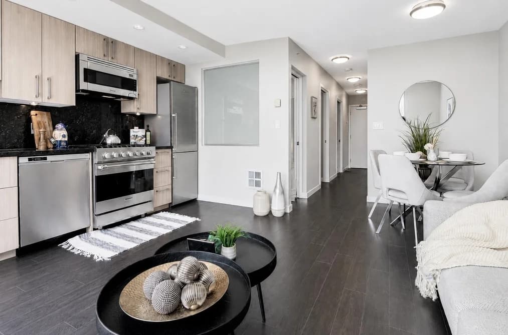 809 168 W 1ST AVENUE, Vancouver, BC — Residential for Sale - Main Photo