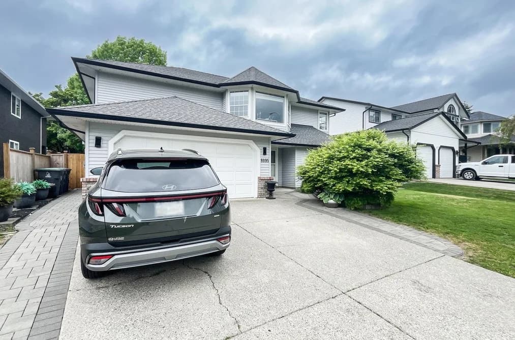 8095 158 STREET, Surrey, BC — Residential for Sale - Photo 2