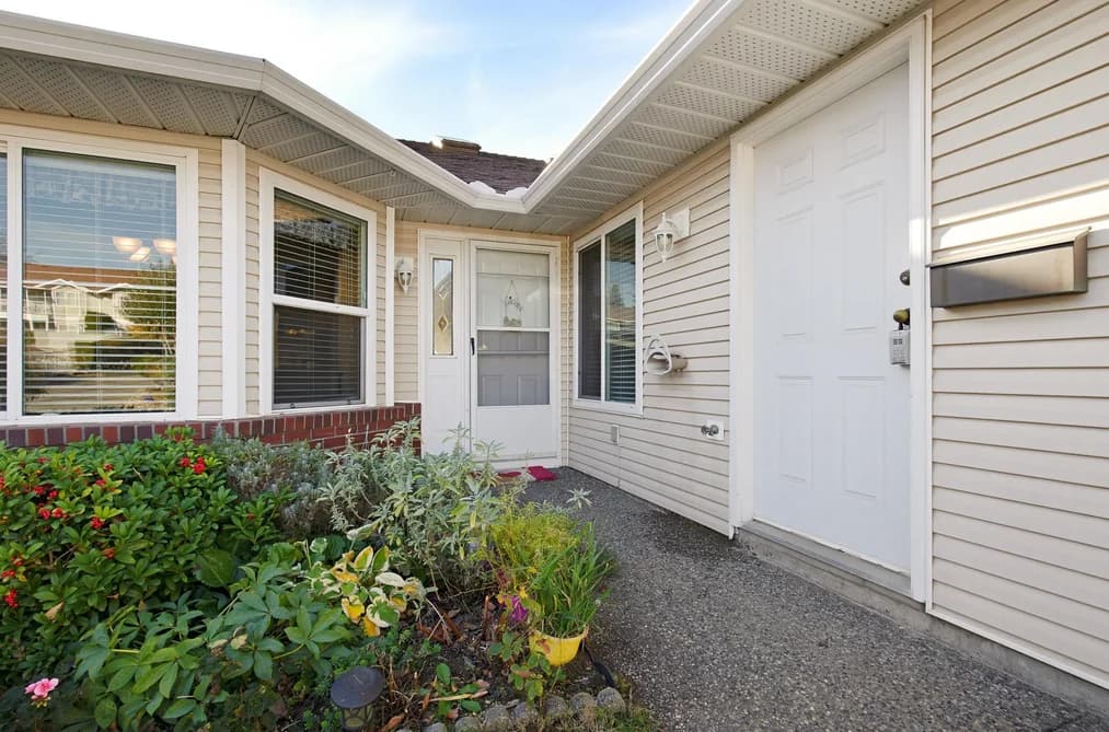 81 1973 WINFIELD DRIVE, Abbotsford, BC — Residential for Sale - Photo 2