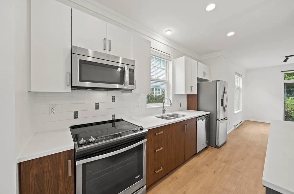 81 5858 142 STREET, Surrey, BC — Residential for Sale - Photo 2