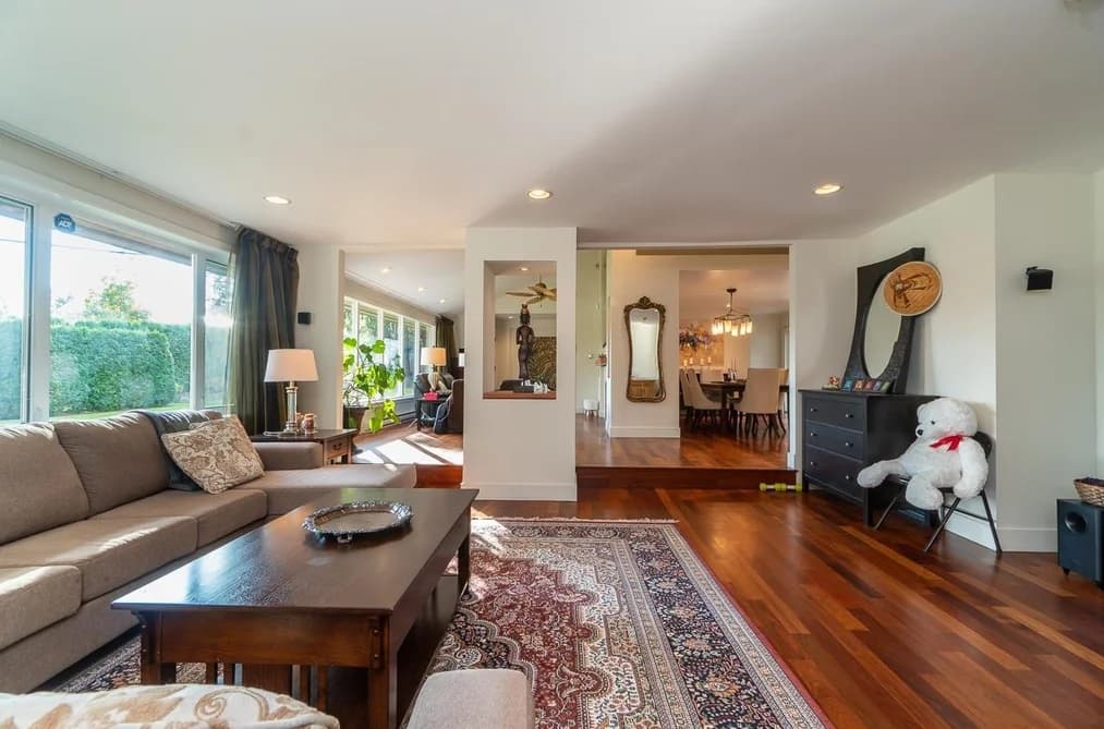 81 MORVEN DRIVE, West Vancouver, BC — Residential for Sale - Photo 2