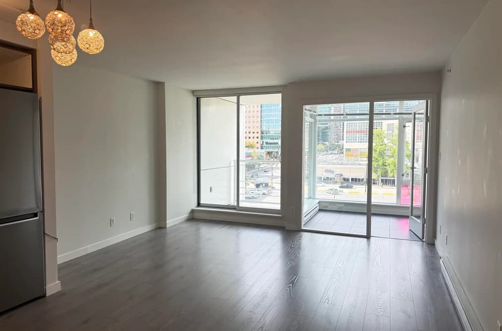 810 161 W GEORGIA STREET, Vancouver, BC — Residential for Sale - Photo 2