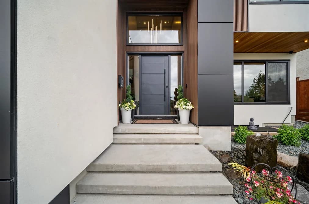 8102 WILTSHIRE PLACE, Delta, BC — Residential for Sale - Photo 2