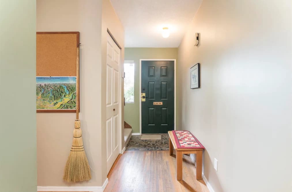 8108 118A STREET, Delta, BC — Residential for Sale - Photo 2