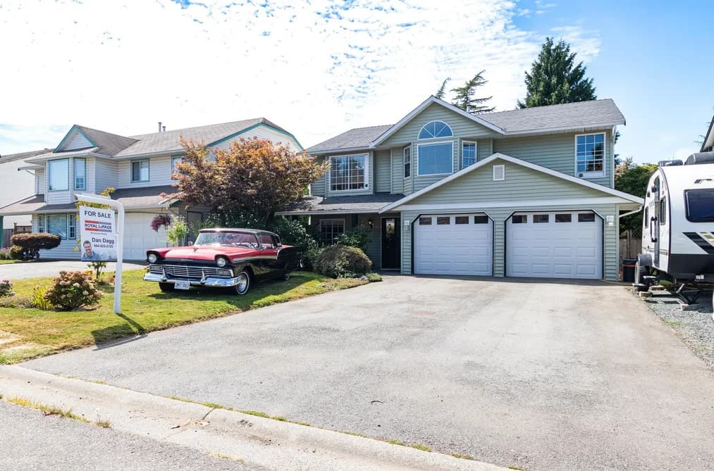 8117 CROSBY STREET, Mission, BC — Residential for Sale - Main Photo
