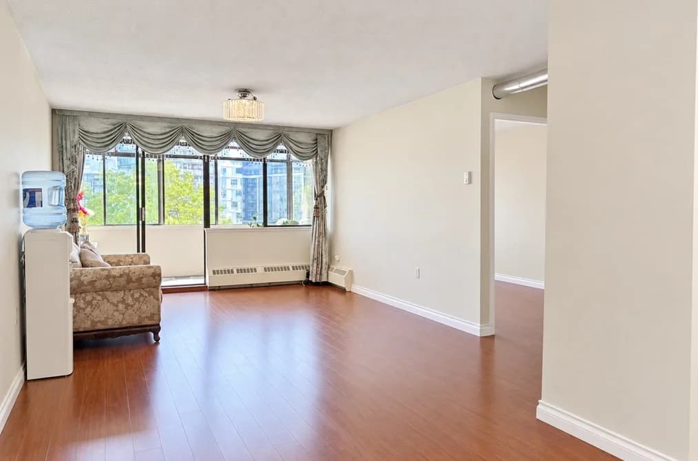 812 6611 MINORU BOULEVARD, Richmond, BC — Residential for Sale - Photo 2