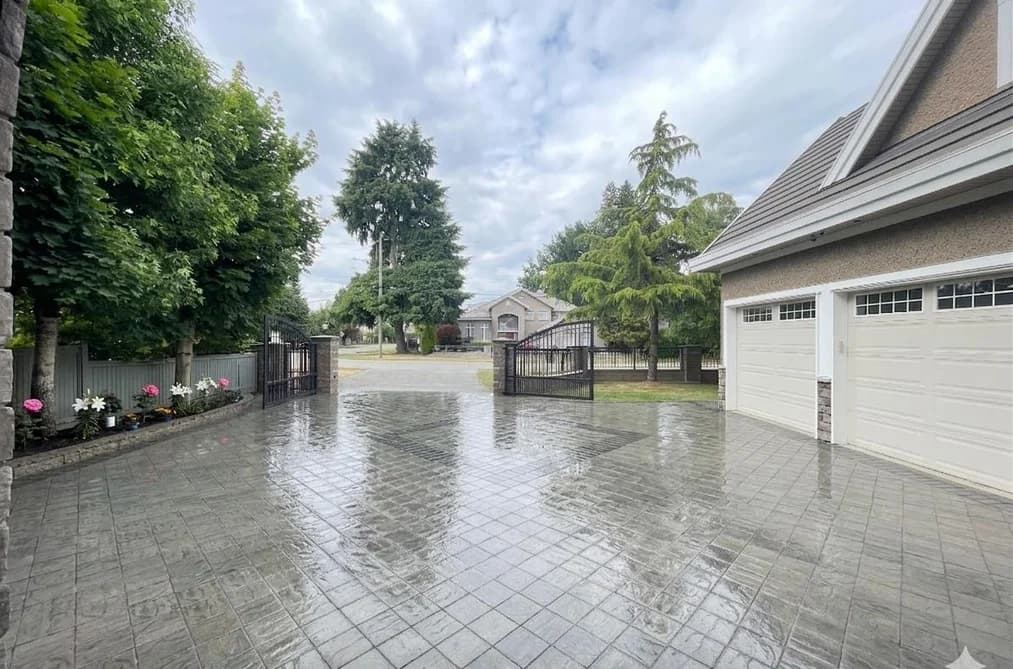 8120 PIGOTT ROAD, Richmond, BC — Residential for Sale - Photo 2