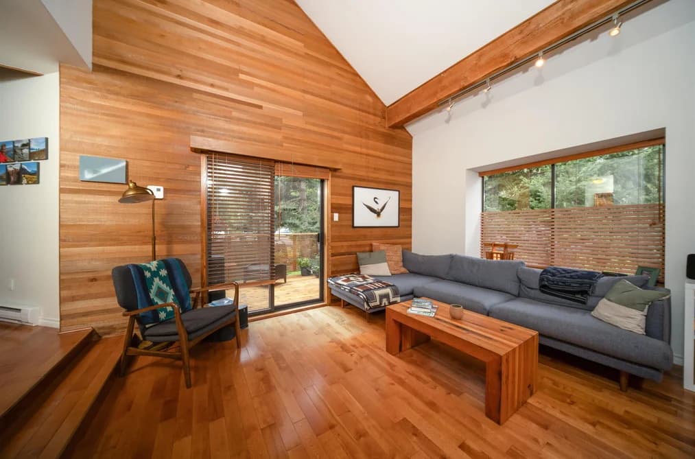 8133 CEDAR SPRINGS ROAD, Whistler, BC — Residential for Sale - Photo 2