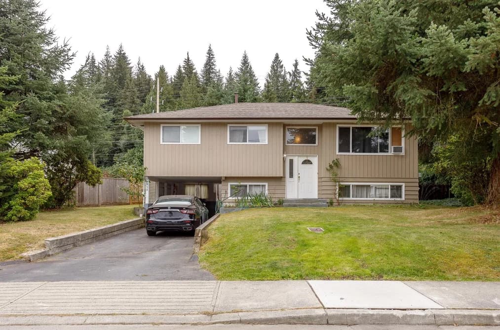 815 SEYMOUR DRIVE, Coquitlam, BC — Residential for Sale - Photo 2