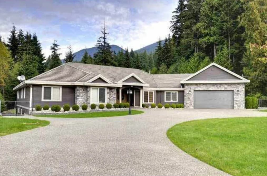 815 SPENCE WAY, Anmore, BC — Residential for Sale - Main Photo
