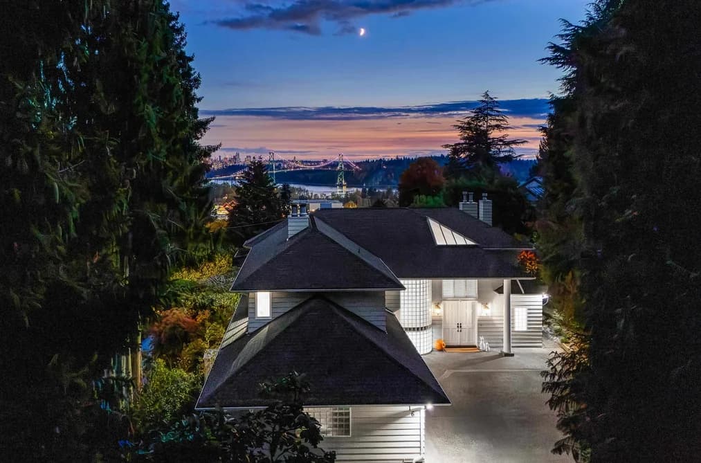 816 ANDERSON CRESCENT, West Vancouver, BC — Residential for Sale - Photo 2