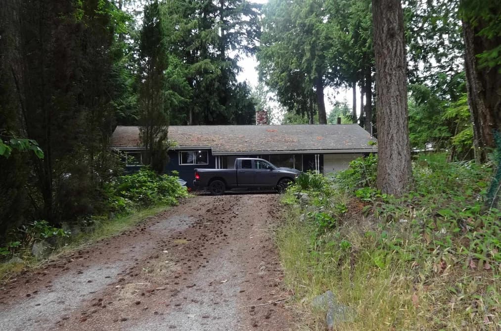 8161 WESTWOOD ROAD, Halfmoon Bay, BC — Residential for Sale - Main Photo