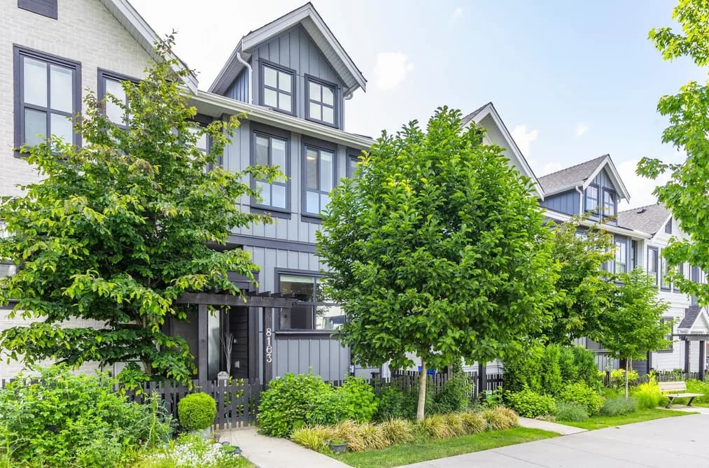 8163 202 STREET, Langley, BC — Residential for Sale - Photo 2