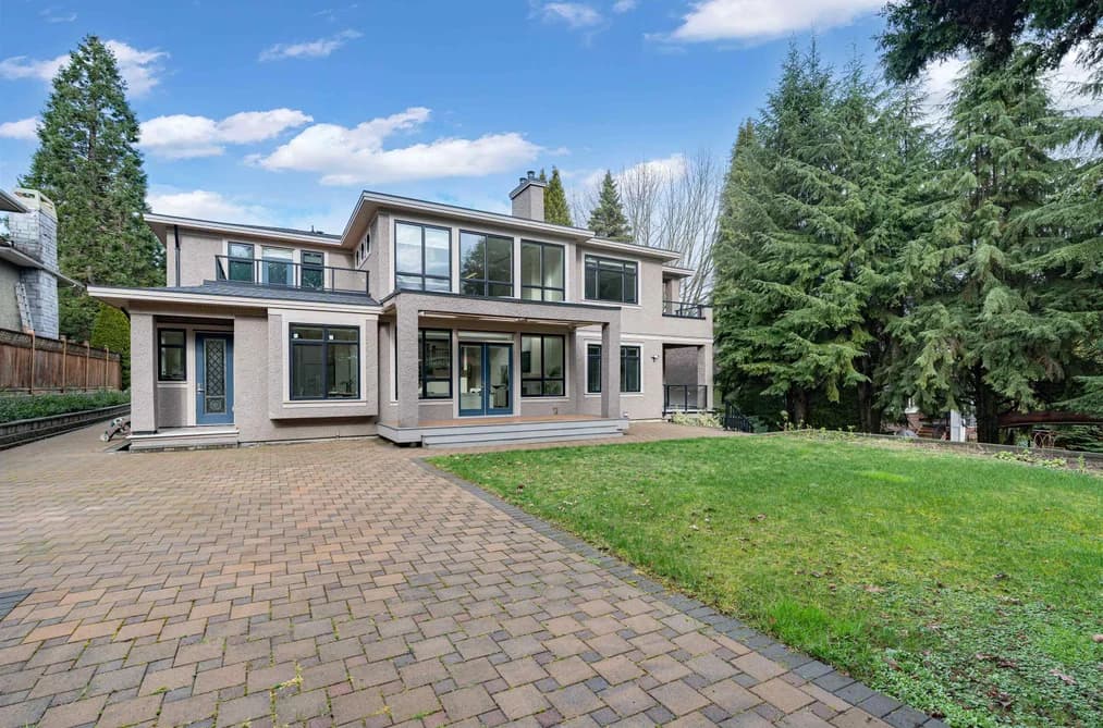 8168 HUNTER STREET, Burnaby, BC — Residential for Sale - Photo 2