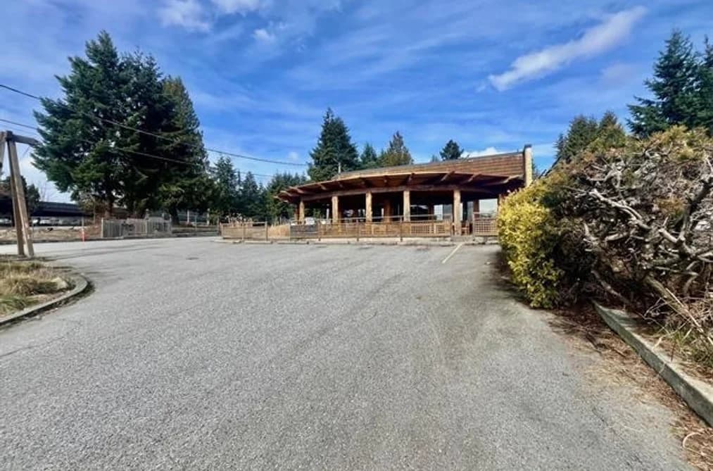 818 GIBSONS WAY, Gibsons, BC — Residential for Sale - Main Photo