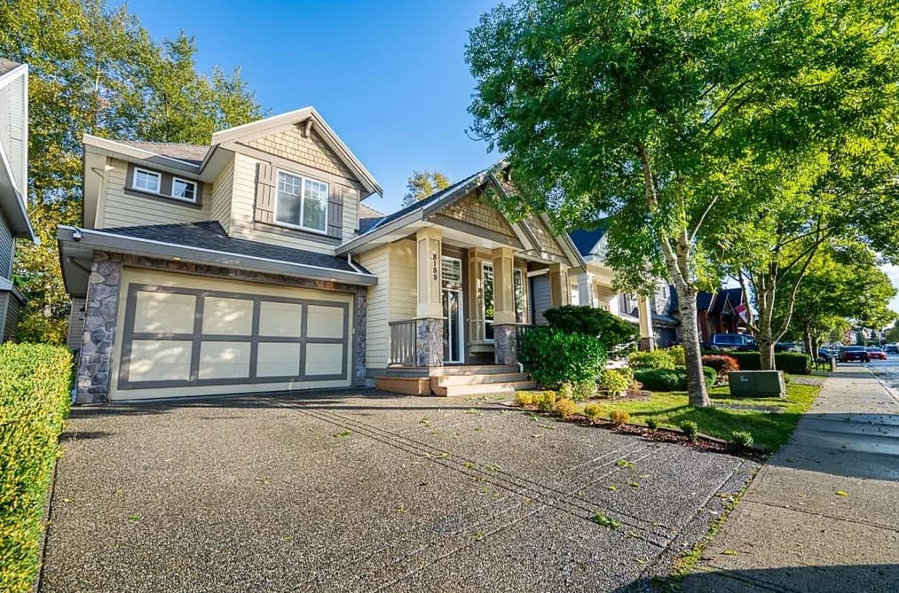 8188 211 STREET, Langley, BC — Residential for Sale - Photo 2