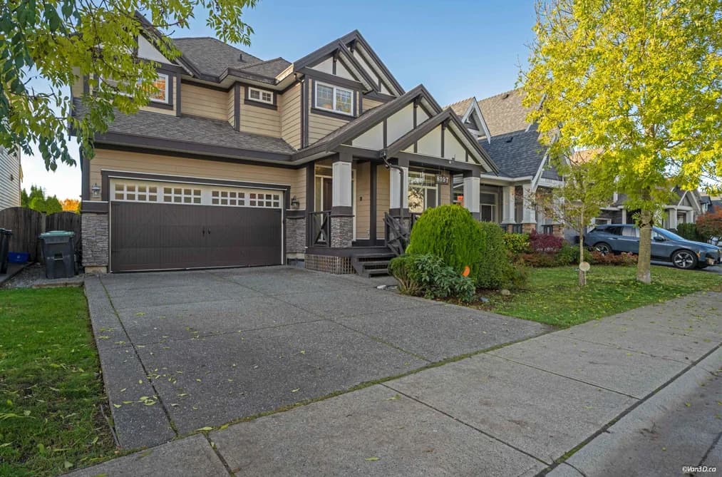 8197 211 STREET, Langley, BC — Residential for Sale - Photo 2