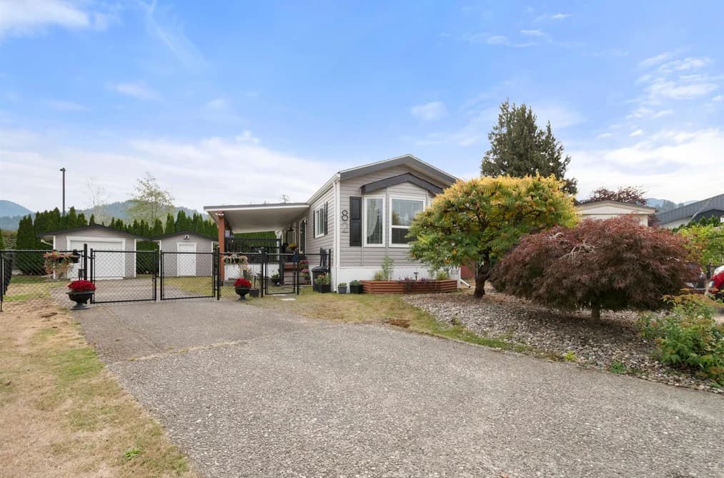 82 6338 VEDDER ROAD, Chilliwack, BC — Residential for Sale - Main Photo