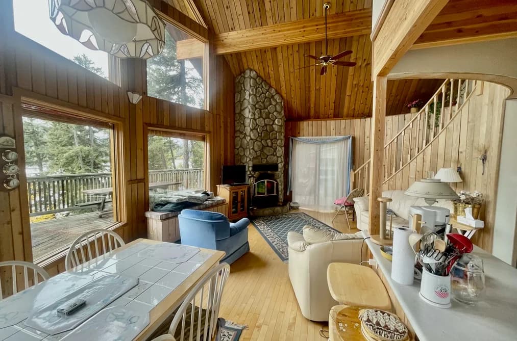 8200 GUN LAKE ROAD, Pemberton, BC — Residential for Sale - Main Photo