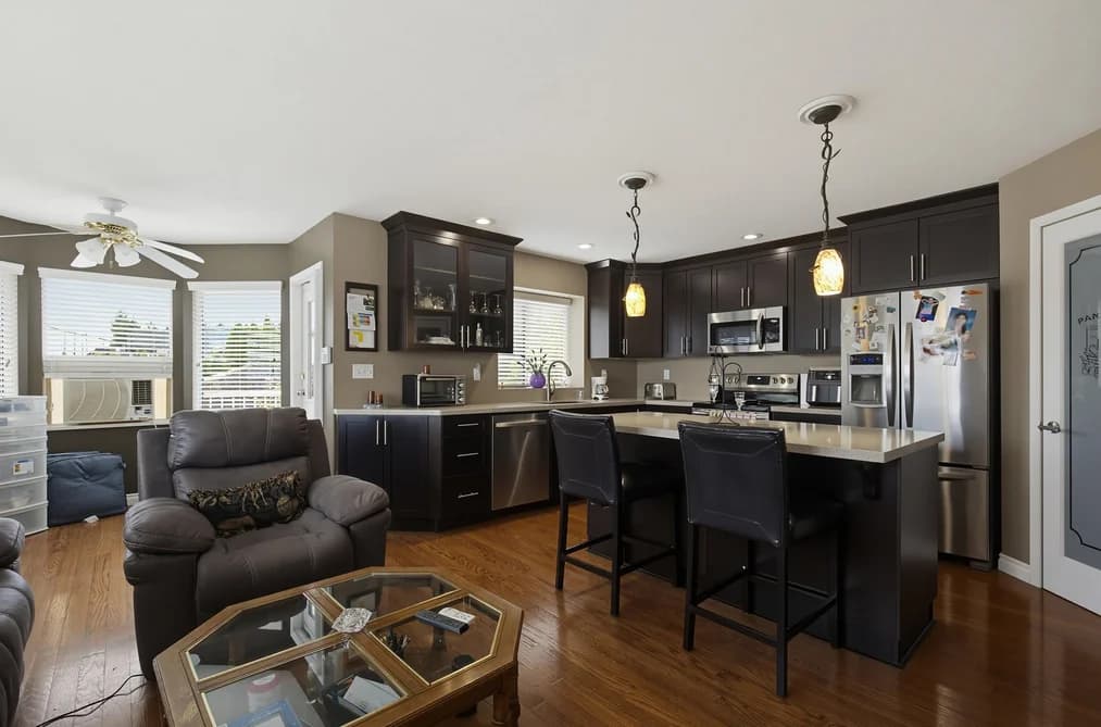8219 FUJINO STREET, Mission, BC — Residential for Sale - Photo 2