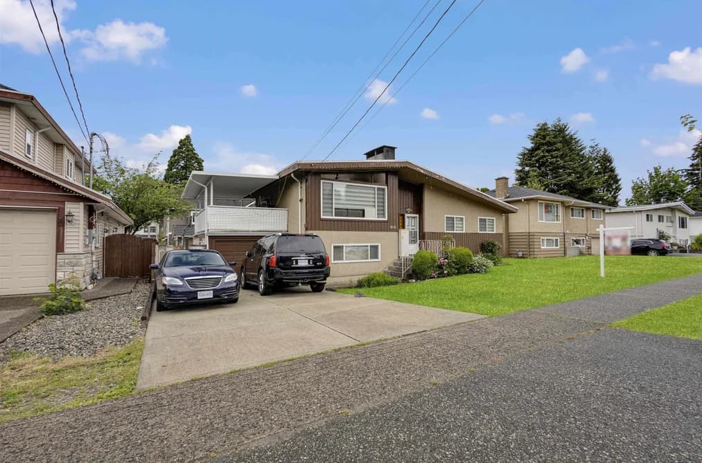 8225 112 STREET, Delta, BC — Residential for Sale - Photo 2