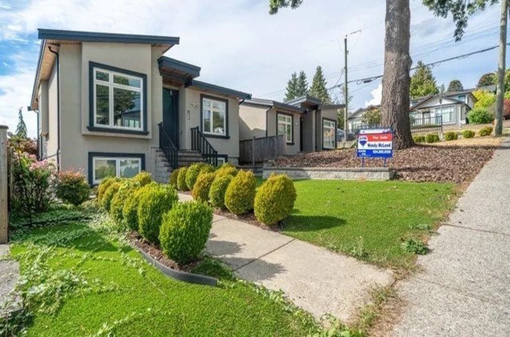 8227 ROYAL OAK AVENUE, Burnaby, BC — Residential for Sale - Main Photo