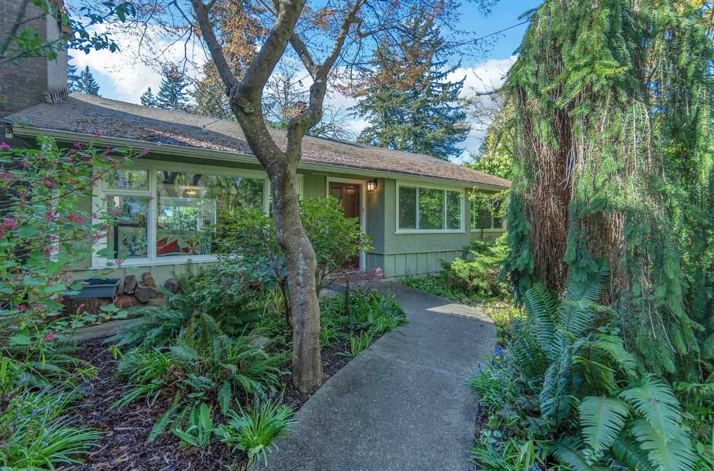 825 W 20TH STREET, North Vancouver, BC — Residential for Sale - Main Photo