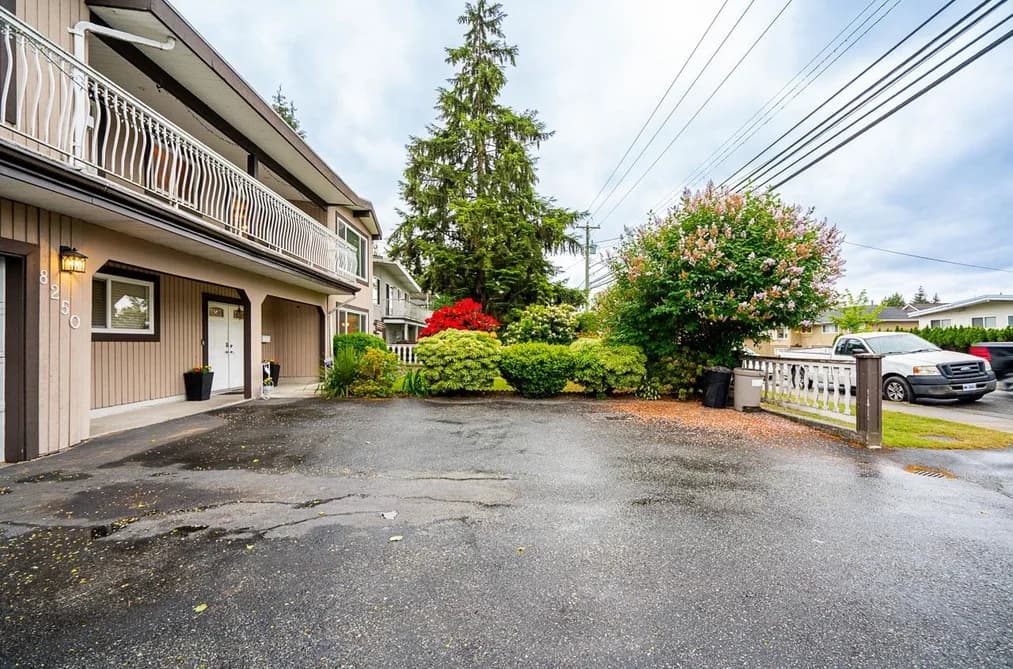 8250 112 STREET, Delta, BC — Residential for Sale - Photo 2