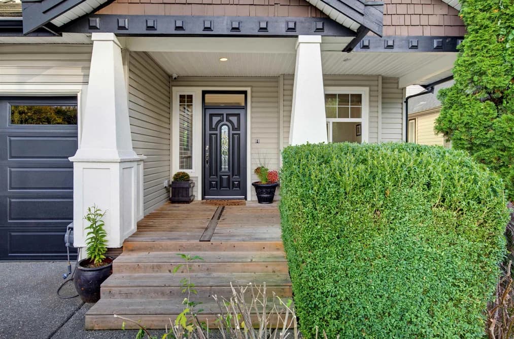 8256 170 STREET, Surrey, BC — Residential for Sale - Photo 2