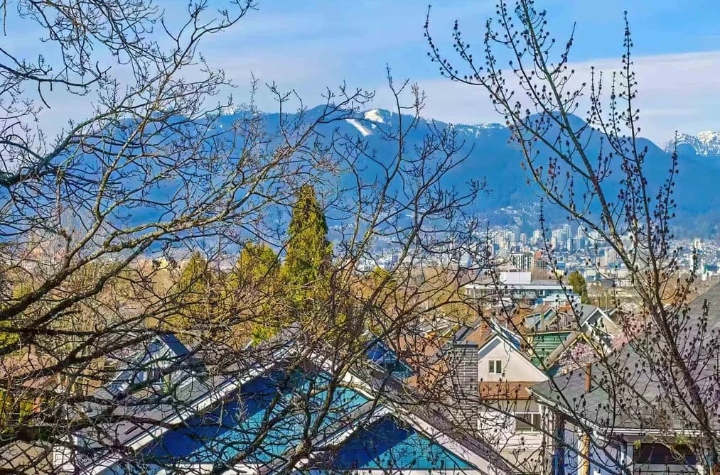 826 E 13TH AVENUE, Vancouver, BC — Residential for Sale - Photo 2
