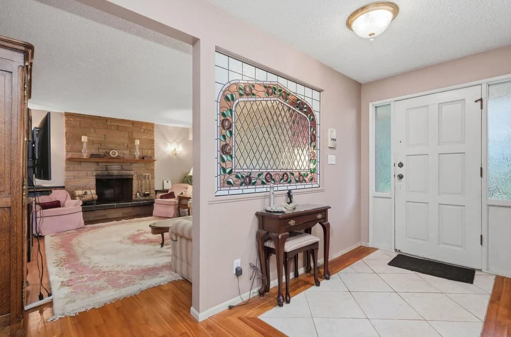 8285 BURNLAKE DRIVE, Burnaby, BC — Residential for Sale - Photo 2