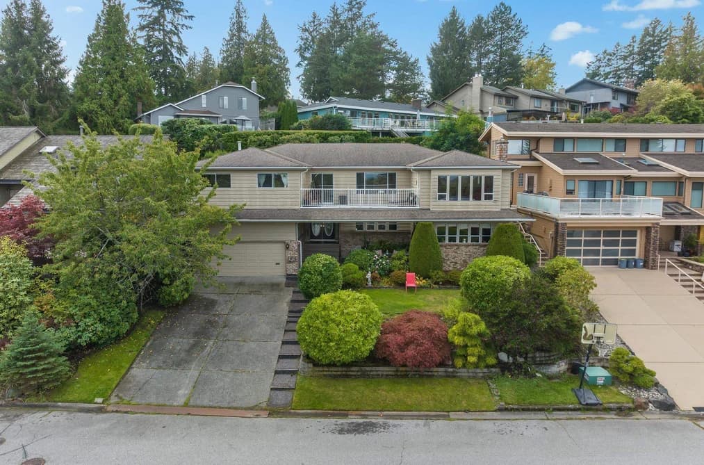 83 WOODLAND DRIVE, Delta, BC — Residential for Sale - Photo 2