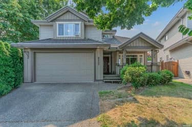House for sale at 8333 167a Street Surrey British Columbia - MLS: R3159147