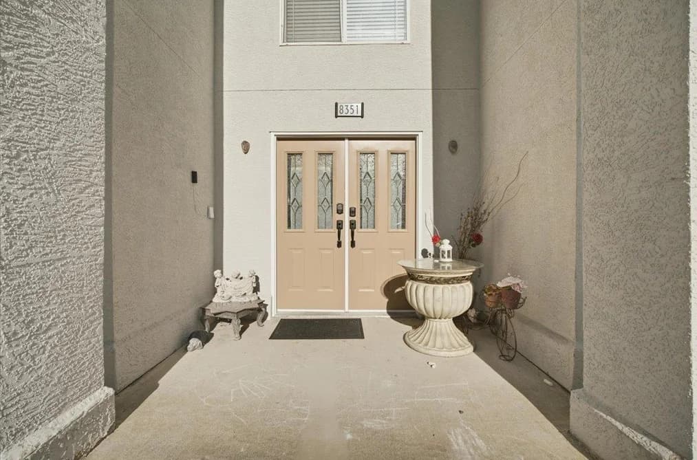 8351 MILLER CRESCENT, Mission, BC — Residential for Sale - Photo 2