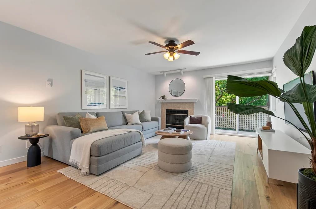 836 ROCHE POINT DRIVE, North Vancouver, BC — Residential for Sale - Main Photo