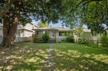 House for sale at 8406 12th Avenue Burnaby British Columbia - MLS: R3127043