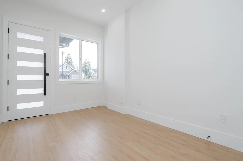 8425 GEORGE STREET, Mission, BC — Residential for Sale - Photo 2