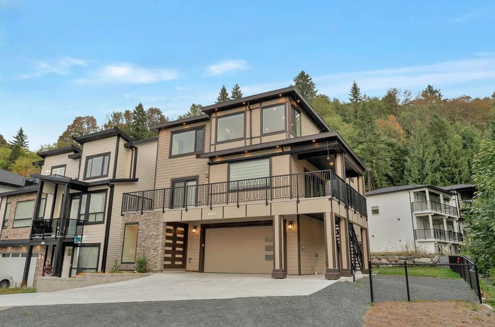 8447 FOREST GATE DRIVE, Chilliwack, BC — Residential for Sale - Main Photo
