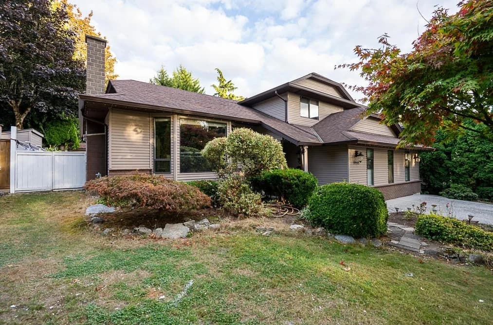 8448 154 STREET, Surrey, BC — Residential for Sale - Photo 2