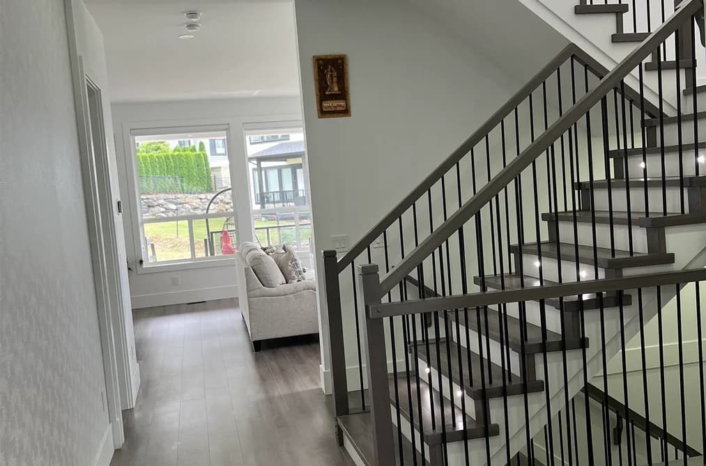 8462 LILY PLACE, Chilliwack, BC — Residential for Sale - Photo 2