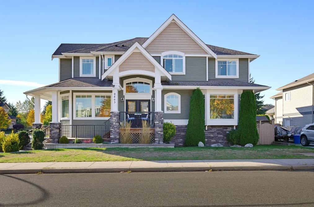 8463 FENNELL STREET, Mission, BC — Residential for Sale - Photo 2