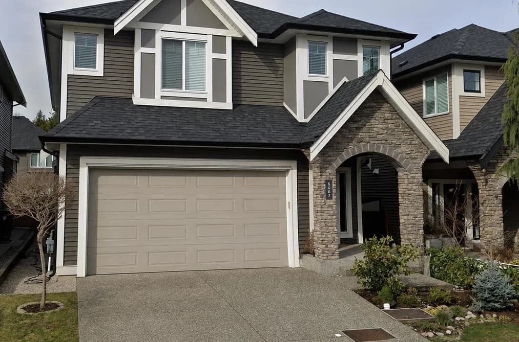 8467 206 STREET, Langley, BC — Residential for Sale - Photo 2