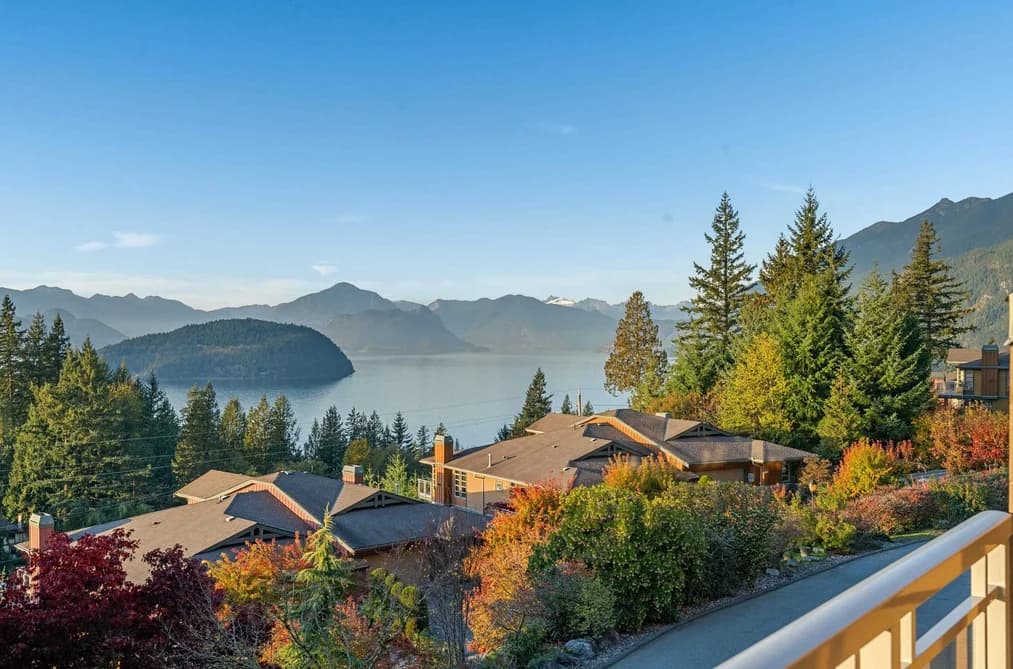 8534 SEASCAPE COURT, West Vancouver, BC — Residential for Sale - Main Photo